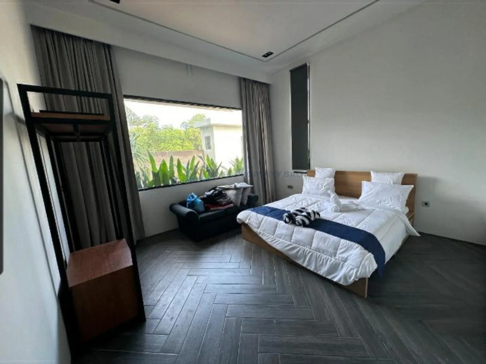 5 Bedroom Villa At Benoa Jimbaran – Uluwatu Bali (3) Villa Dijual 6 Kamar Tidur di Benoa Bali – Harga Negotiable | Villa For Sale 5 Bedrooms