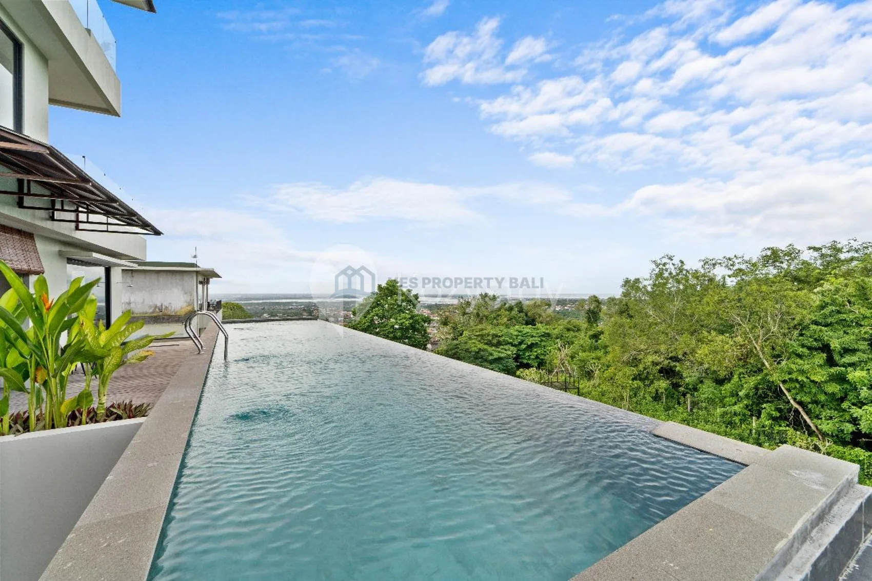 5 Bedroom Villa At Benoa Jimbaran – Uluwatu Bali (8) Villa Dijual 6 Kamar Tidur di Benoa Bali – Harga Negotiable | Villa For Sale 5 Bedrooms